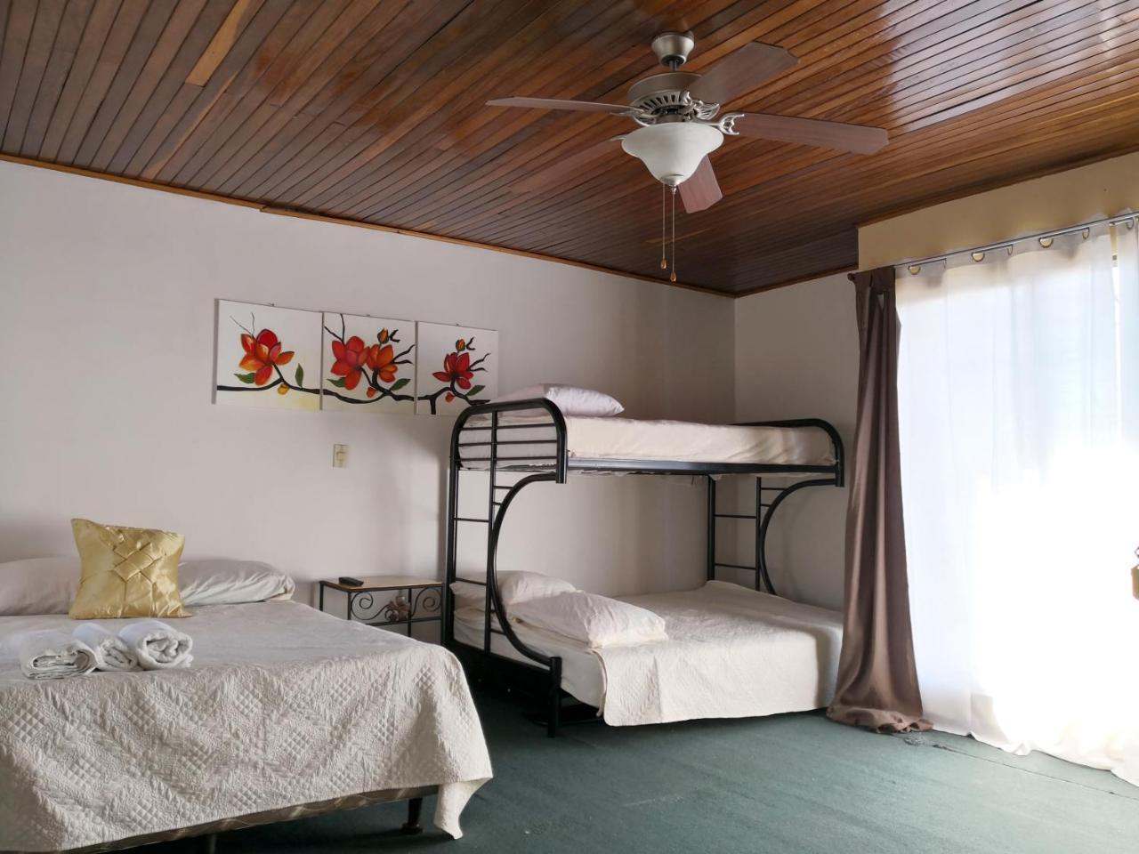Vida Tropical Bed & Breakfast Alajuela Eksteriør bilde