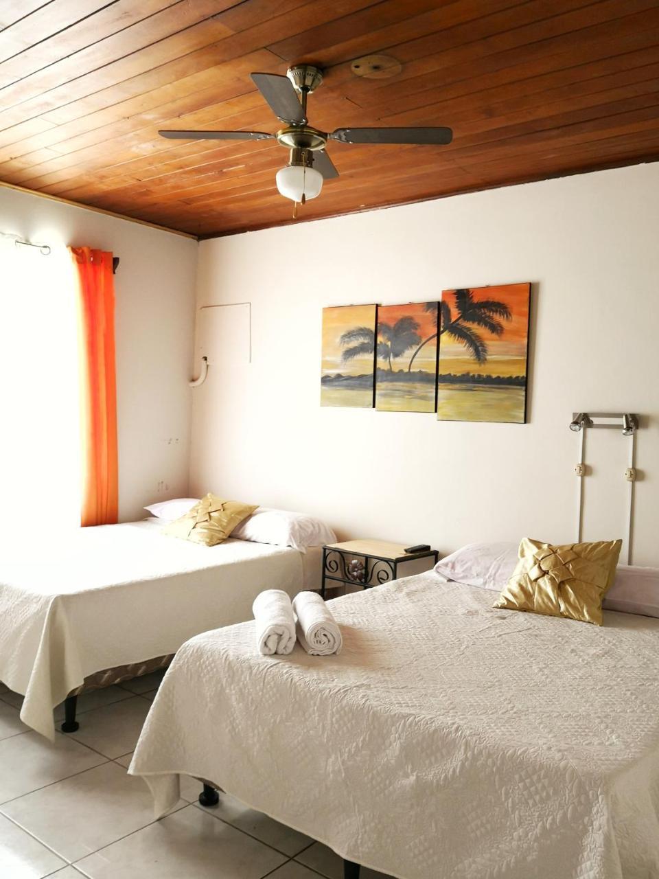 Vida Tropical Bed & Breakfast Alajuela Eksteriør bilde