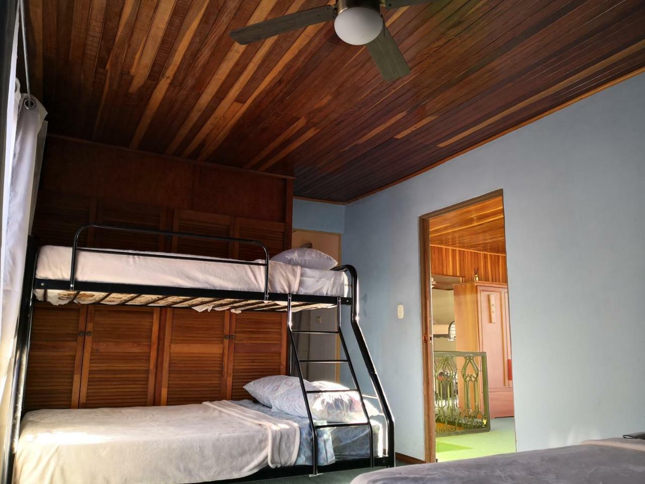 Vida Tropical Bed & Breakfast Alajuela Eksteriør bilde